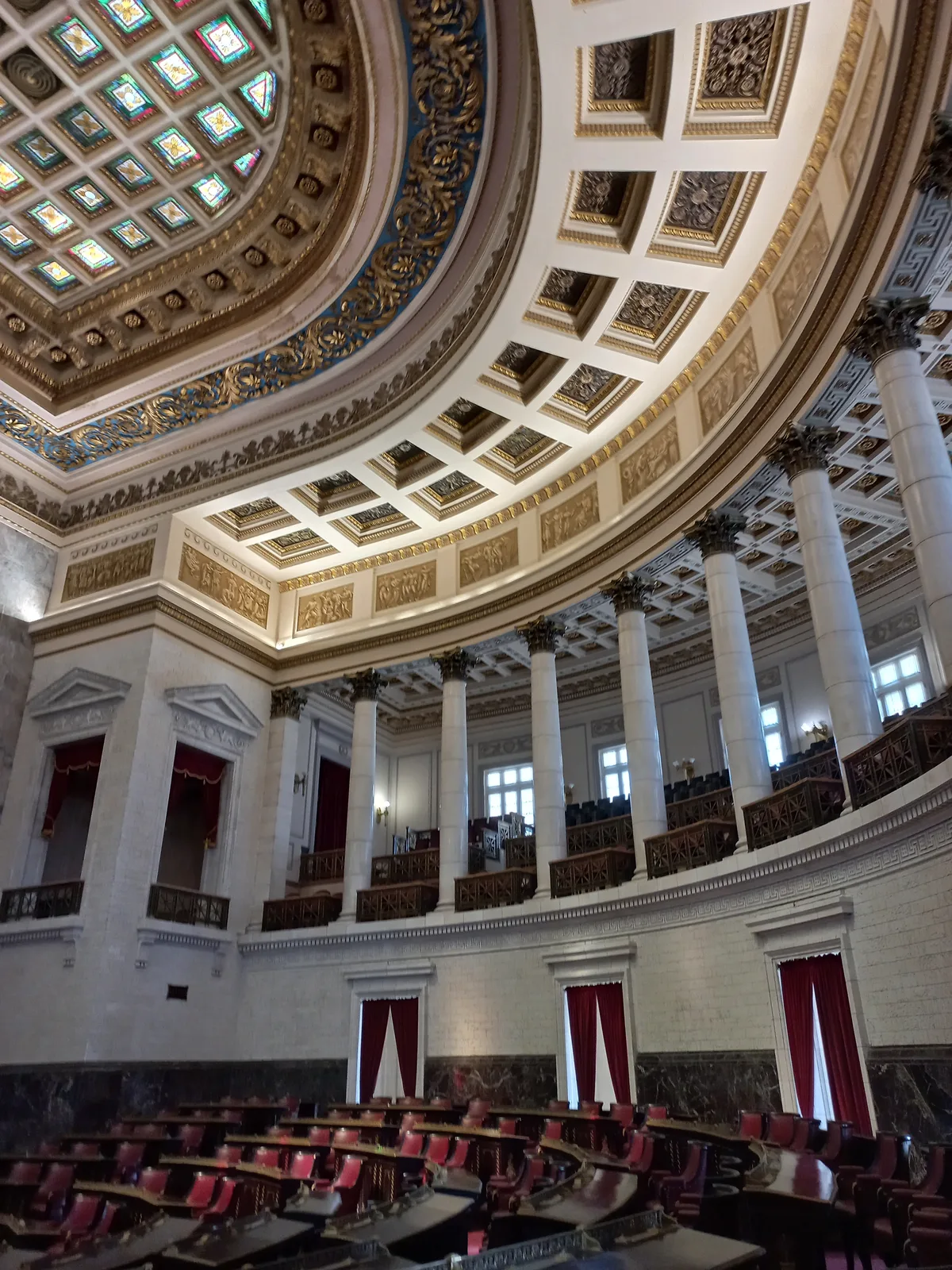 Interior.jpg